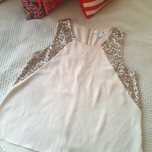 Sleeveless Shell with Sparkle | L | Cream + Gold